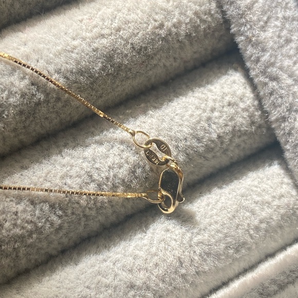 Solid 18k gold chain necklace - Picture 2 of 5